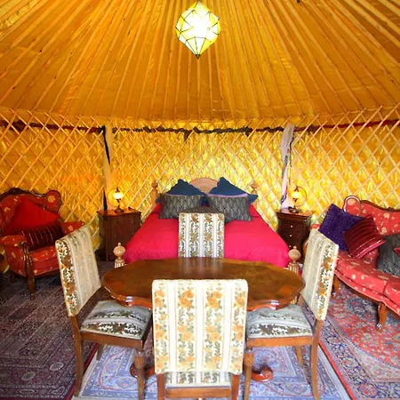 Jurte - Traumhafter Meerblick, Beheizter Pool, Sauna, Billiard, Tischtennis, Garten *