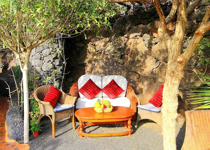 Jurte - Traumhafter Meerblick, Beheizter Pool, Sauna, Billiard, Tischtennis, Garten * La Asomada (Lanzarote)