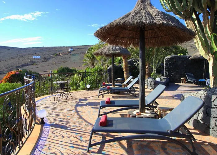 Jurte - Traumhafter Meerblick, Beheizter Pool, Sauna, Billiard, Tischtennis, Garten Apartman