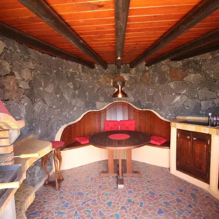 Jurte - Traumhafter Meerblick, Beheizter Pool, Sauna, Billiard, Tischtennis, Garten Apartment *