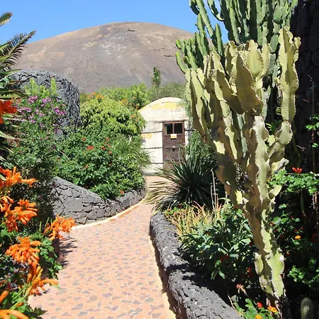 Jurte - Traumhafter Meerblick, Beheizter Pool, Sauna, Billiard, Tischtennis, Garten Апартаменты