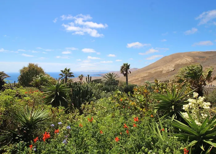 Jurte - Traumhafter Meerblick, Beheizter Pool, Sauna, Billiard, Tischtennis, Garten Appartamento