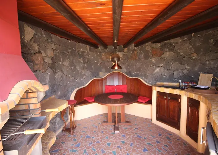 Jurte - Traumhafter Meerblick, Beheizter Pool, Sauna, Billiard, Tischtennis, Garten Apartament *